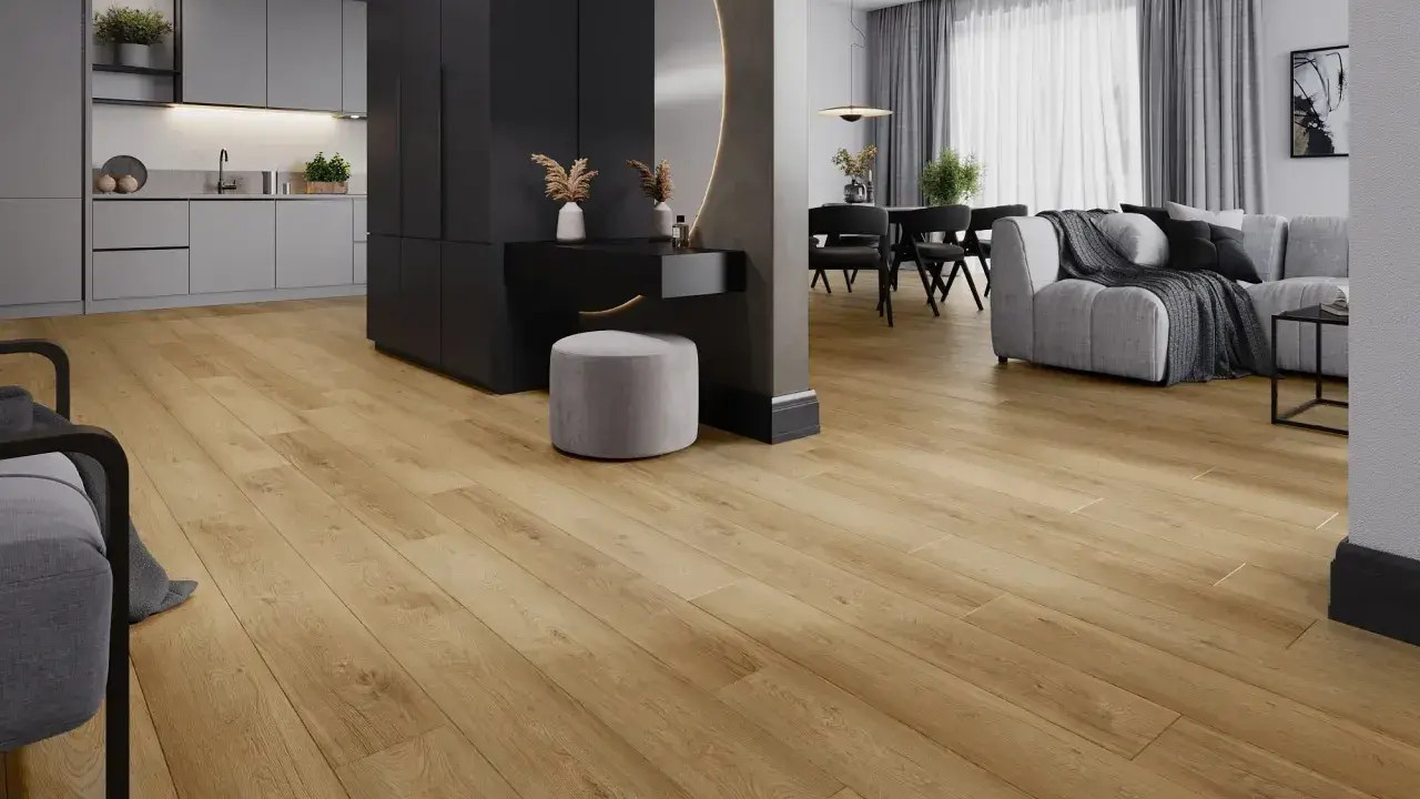 Drewniana podłoga w salonie i kuchni, idealna alternatywa dla paneli winylowych a laminowanych.