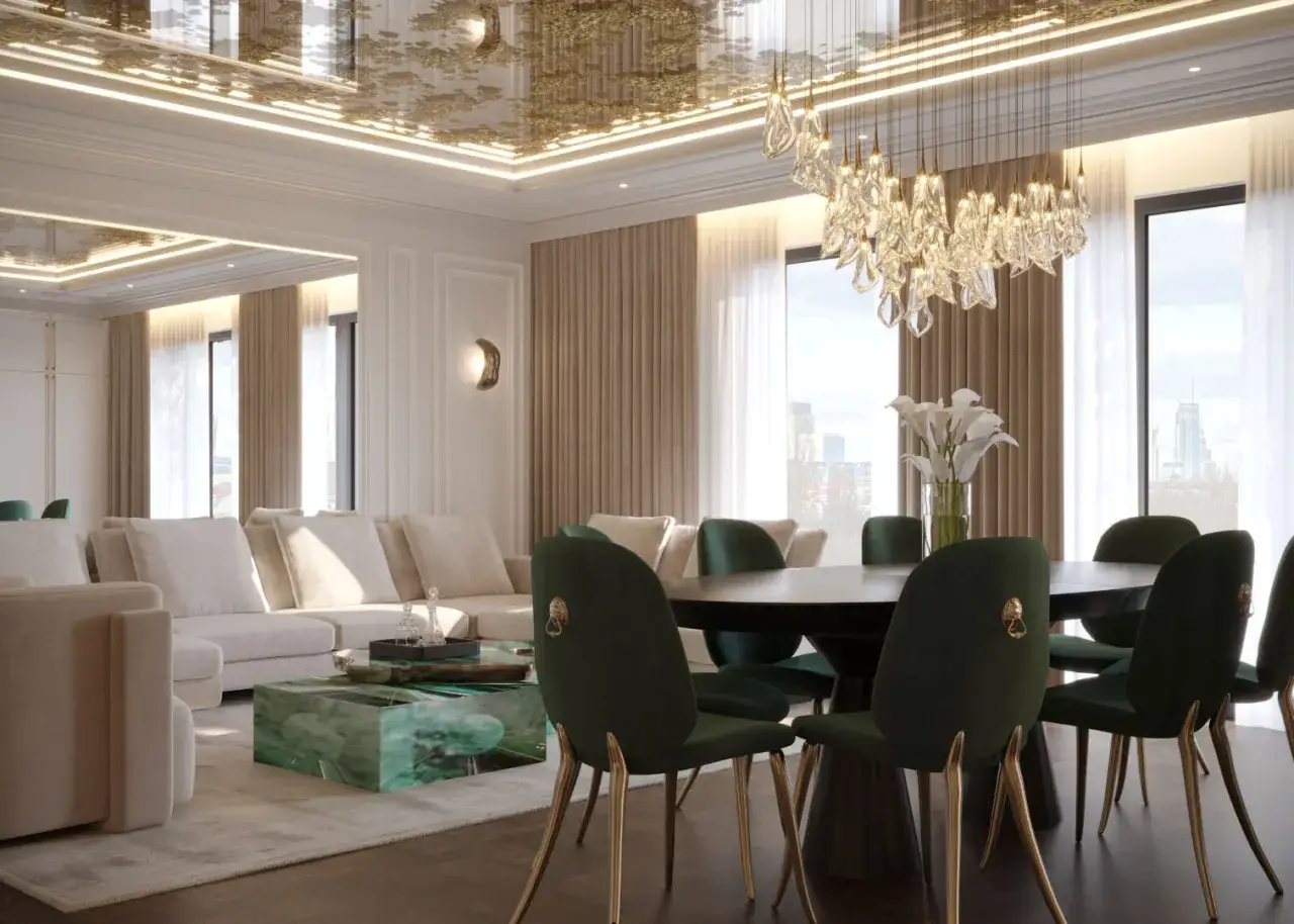 Elegancki salon z zielonymi krzesłami i sofą. Złoty, ozdobny sufit napinany wady nie są widoczne, ale jego blask dodaje luksusu.
